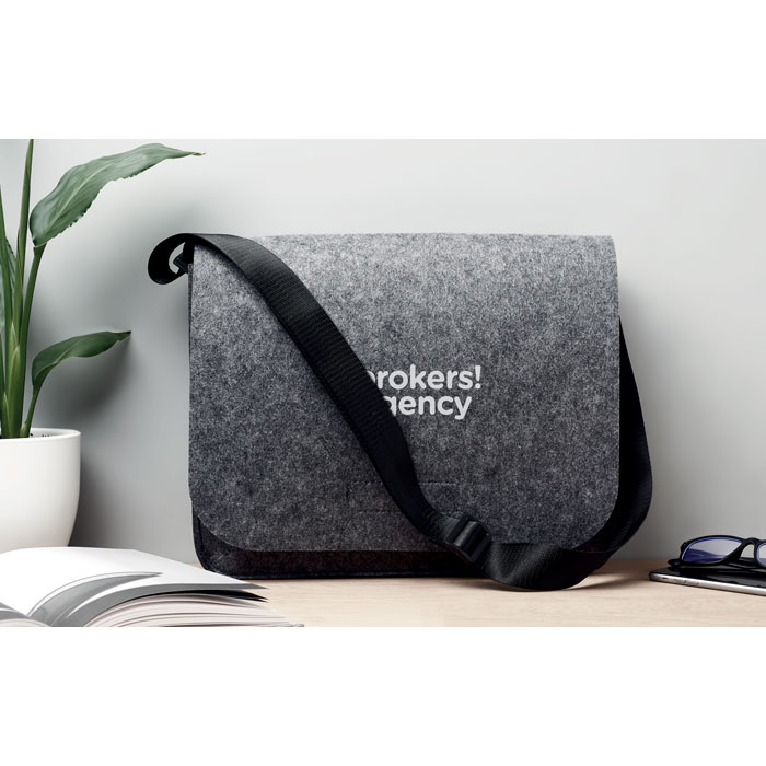 RPET felt laptop bag - Image 5